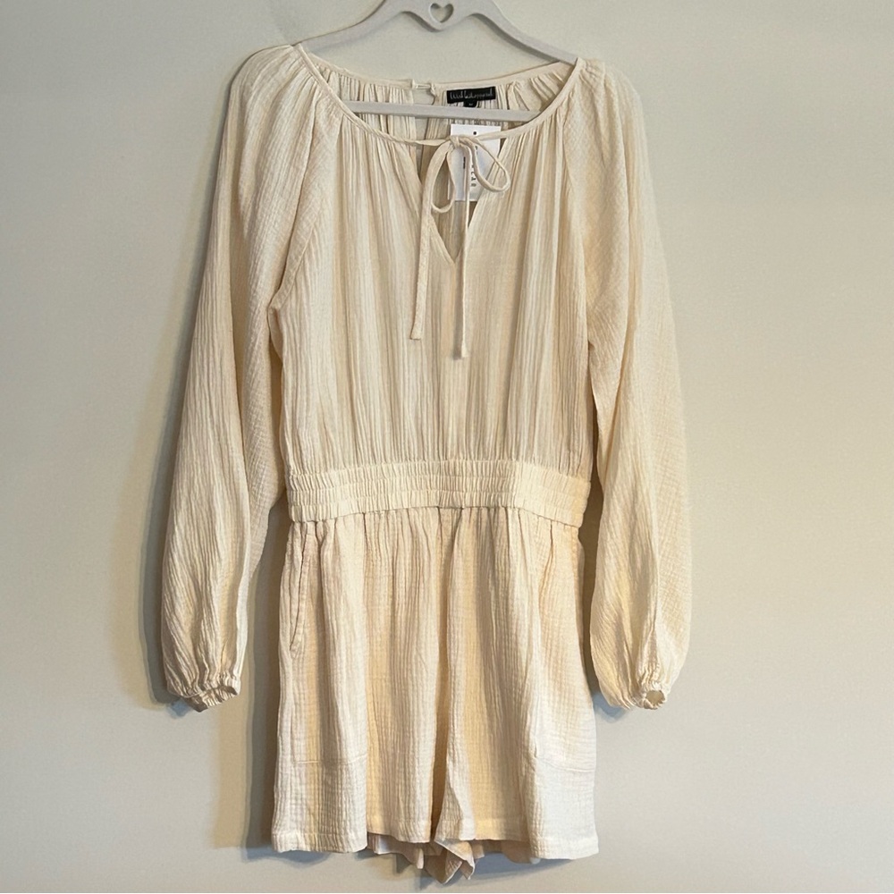 Wishlist Apparel Balloon Sleeve Cream Romper NWT